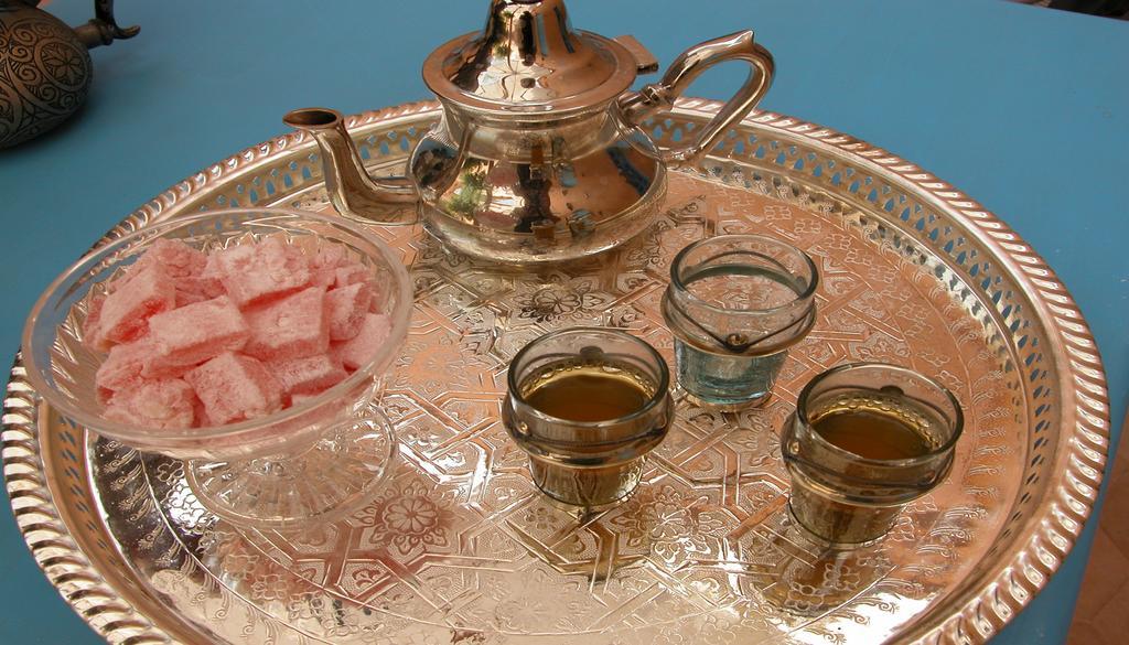 Kasbah Iswan Bed and Breakfast Kelaat-M'Gouna Buitenkant foto