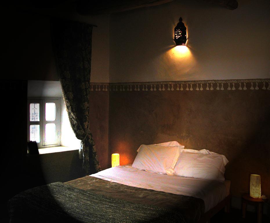 Kasbah Iswan Bed and Breakfast Kelaat-M'Gouna Buitenkant foto